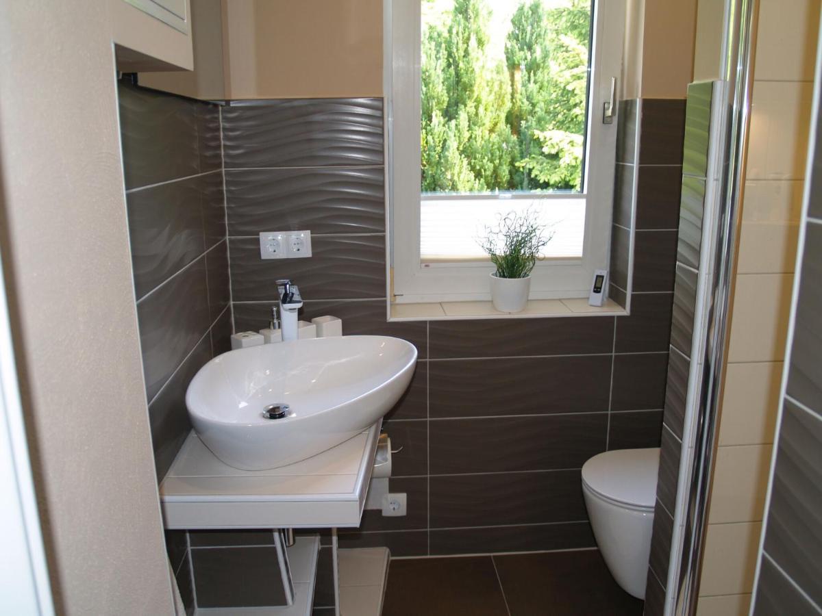 Apartment With Private Terrace Friedrichshohe  Extérieur photo